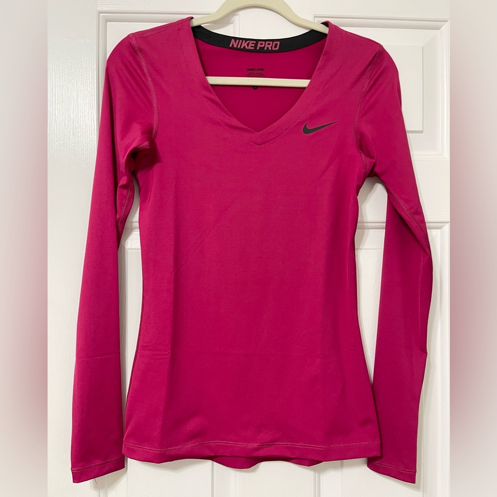 Nike Pro Women's Raspberry Pink Long Sleeve VNeck Top S